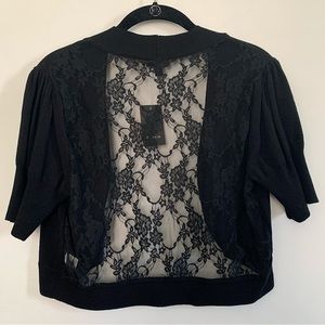 NWT Torrid Cropped Black and Lace Shrug/Bolero Top
